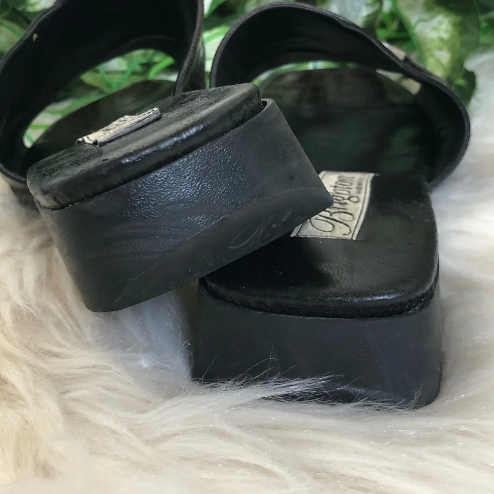 Brighton Button Slip On Brown Leather Sandal Mule - Picture 3 of 11